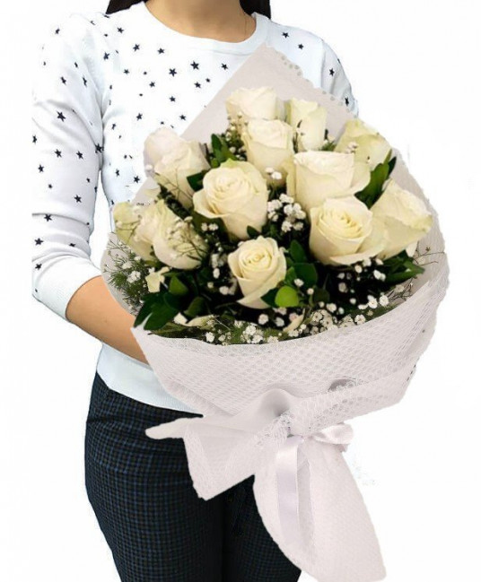 "Aşk Tutkunu" 13 Beyaz Gül Buketi
