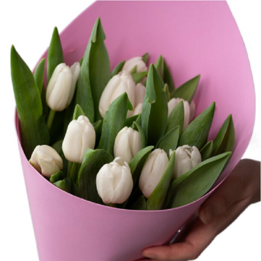 Graceful 15 White Tulip Bouquet  A Touch of Pure Elegance