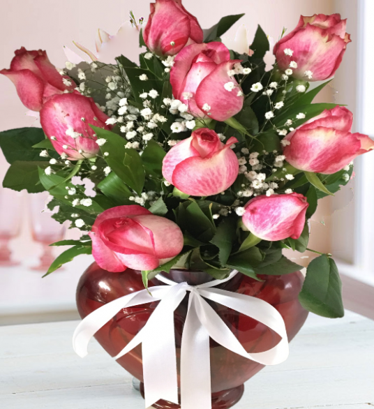 Pembe Ve Kırmızı Tonlar™ Kalp Vazoda Gül