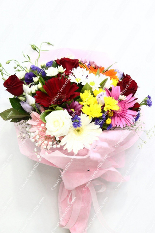 'Kalbimin Parçasısın" Karışık Mevsim Çiçeği