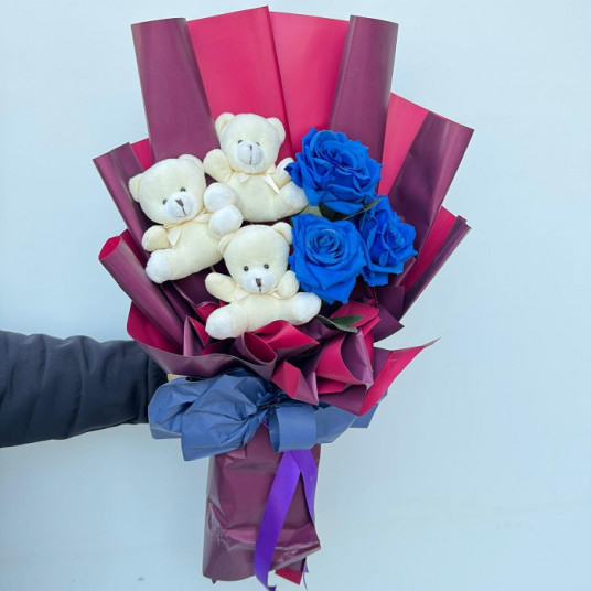 Peluş Ayı ve Mavi Gül Buketi - Özel ve Anlamlı Hediye