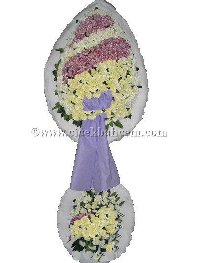 Ayaklı Sepet: Beyaz, Kırçıllı Karanfil Beyaz Fonda Tasarlanmış Düğün, Nikah ve Açılış Sepeti