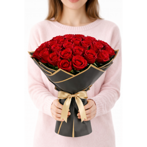 51 Adet Kırmızı Gül Buketi | Premium Siyah Gold Çiçek