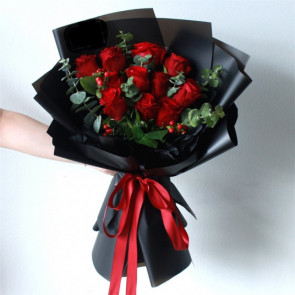 9 Adet Kırmızı Gül Buketi