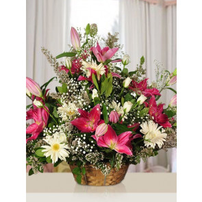 Pembe Lilyum Beyaz Gül ve Gerbera Aranjmanı
