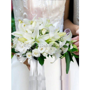 Beyaz Lilyum Narin Gelin Buketi