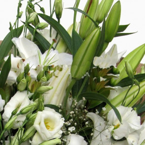 Beyaz Kokulu Lilyum Buketi Doğum Günü