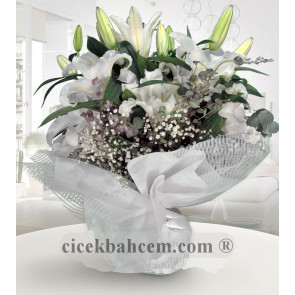 Beyaz Kokulu Lilyum Buketi