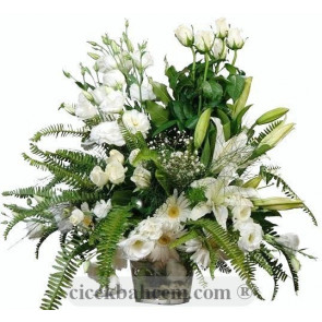 Beyaz Lisyantus, Lilyum ile Beyaz Gerberalı Doğum Günü Aranjmanı