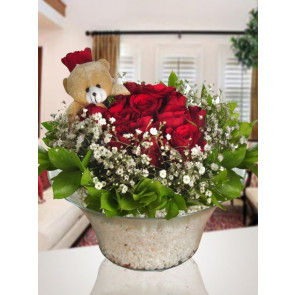 Cam Kâsede 13 Adet Kırmızı Gül Aranjmanı