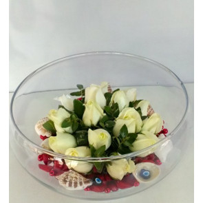 'Büyülü Aşk' Cam Vazoda 15 Beyaz Gül