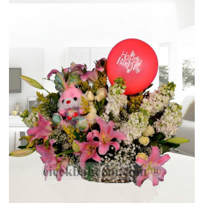 Doğum Günü Özel Beyaz Krizantem ve Pembe Lilyum Aranjmanı 