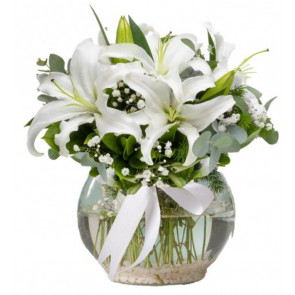 'Sevgi Yolu' Beyaz Çiçeklerle Hazırlanmış Aranjman