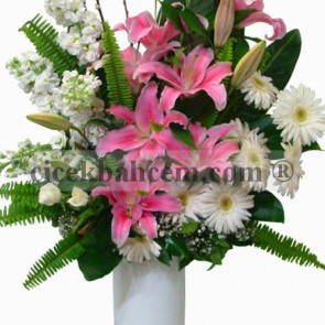 Gül Şebboy Lilyum Gerbera Aranjmanı