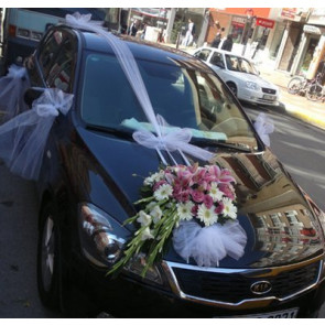 Düğün Arabası Süsleme Beyaz Tüller ve Çiçekler