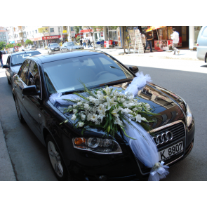 Gelin Arabası Süsleme Beyaz Çiçekler ve Tül 