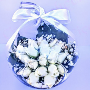 Elma Vazo İçinde 21 Beyaz Gül