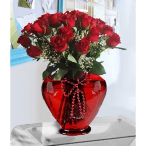Bu Kalp Seni Unuturmu  Kalp Vazoda 41 Adet Kırmızı Gül