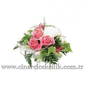 Pembe Gül ve Egzotik Yapraklarla Hazılanmış Gelin Buketi