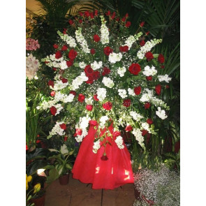 Şebboy ve Güllerden Hazirlanmiş Ferforje Düğün Nişan