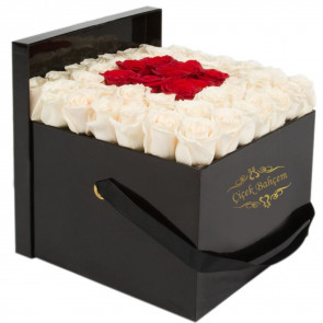 Siyah Kutuda 41 Beyaz Kırmızı Güller