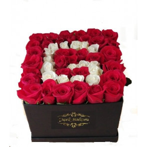 Siyah Kutuda Harf Gül, 35 Kırmızı Beyaz Gül