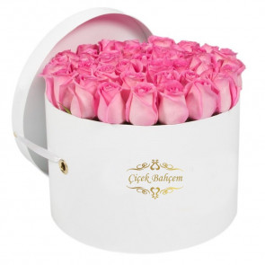 Yuvarlak Beyaz Kutuda 35 Pembe Gül